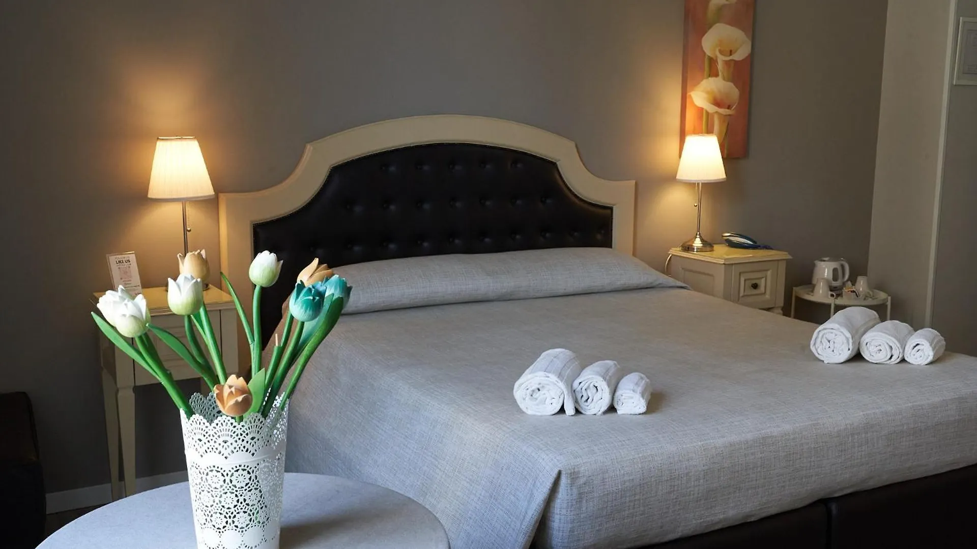 La Collegiata Guest House CTA 3*,  Italien